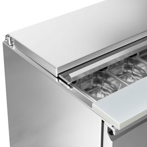 GGM Gastro Saladette PREMIUM - 1368 mm - 3 portes - avec entrée pour 4x GN 1/1 & couvercle en acier inoxydable - Product Image 6