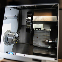 Tour CNC à banc incliné entièrement automatique YH6140A, tour à banc rigide à 45 degrés pour l'usinage des métaux en ingénierie mécanique