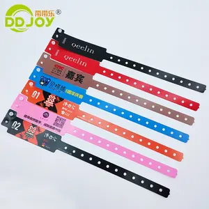 Pulsera de eventos de plástico, pulsera de papel compuesto, pulsera de botón a presión con logotipo de impresión personalizada barata