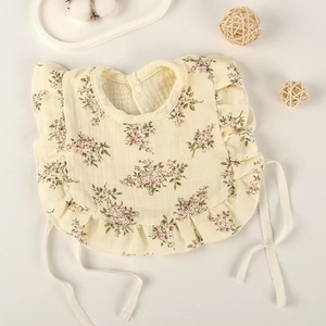 Nuevo Babero de Encaje para Bebé con Cuello de Encaje Floral, de Algodón Puro, Lavable, Unisex, con Capucha para Evitar que el Bebé se Trague la Leche - Product Image 3