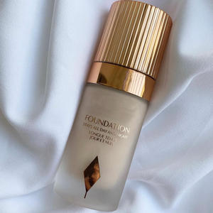 Fond de teint liquide waterproof longue tenue, couvrance totale, non-oxydant, fini mat naturel, pour une peau impeccable. - Product Image 6