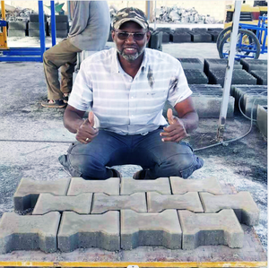 Machine automatique <span class=keywords><strong>de</strong></span> fabrication <span class=keywords><strong>de</strong></span> blocs <span class=keywords><strong>de</strong></span> ciment et <span class=keywords><strong>de</strong></span> béton, presse hydraulique QT4-25, meilleur choix du fournisseur <span class=keywords><strong>pour</strong></span> la production <span class=keywords><strong>de</strong></span> briques creuses - Product Image 2