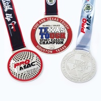 Medallas Metálicas 3D Ecológicas Personalizadas al por Mayor, Acabado Dorado, Diseño de Pirámide con Logotipo Personalizado para Premios Deportivos de Karate, Judo y Taekwondo