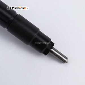 Inyector Common Rail DXM 1465A041 095000-5600 para Motor L200 TRITON 4D56 - Product Image 1