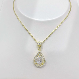 Joyería OEM de plata 925, collar con lazo de la amistad, gota de agua, circonita de moda, chapado en oro de 18K para niña. - Product Image 5