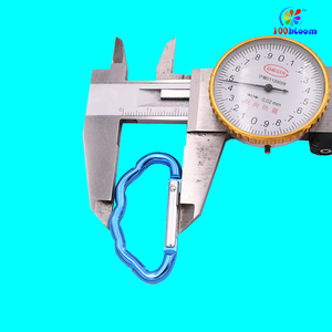Trung Quốc nhà máy phần cứng bán buôn mới nhất phong cách quảng cáo Keychain đám mây hình Carabiner Clip nhôm móc - Product Image 4