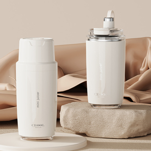 <span class=keywords><strong>เครื่อง</strong></span><span class=keywords><strong>ปั่น</strong></span>น้ำผลไ<span class=keywords><strong>ม</strong></span>้แบบพกพาขนาดเล็ก <span class=keywords><strong>เครื่อง</strong></span>คั้นน้ำผลไ<span class=keywords><strong>ม</strong></span>้ไฟฟ้าแบบพกพา <span class=keywords><strong>เครื่อง</strong></span><span class=keywords><strong>ปั่น</strong></span>และคั้นน้ำผลไม้แบบชาร์จไฟได้ - Product Image 2