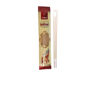 Bâtons d'encens classiques indiens en bois de santal brun Bathi Tulasi avec huile de santal pure pour la prière quotidienne - Product Image 1
