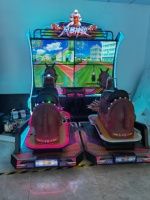Machine de jeu de simulation d'équitation, simulateur de course interactif, jeu de parc d'attractions, jeu de mouvement, Storm Steed, quatre écrans