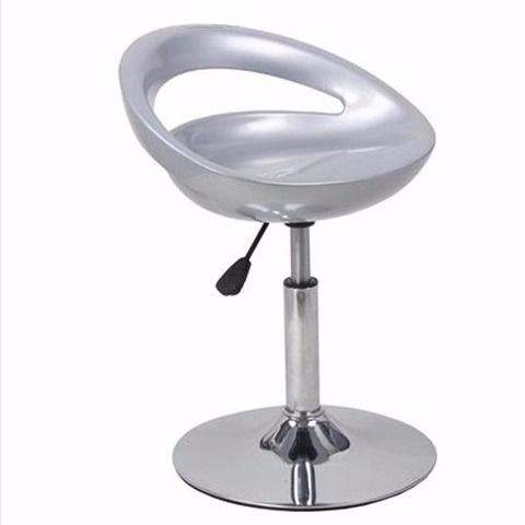 Style bas-gris argenté