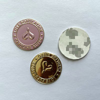 Étiquette Métallique Personnalisée LOURDES Étanche en Aluminium avec Finition Ancienne pour Logo de Marque