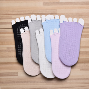Chaussettes pour femmes de qualité professionnelle, cinq doigts séparés, en coton peigné, avec bordure à volants et logo YOGA imprimé <span class=keywords><strong>sur</strong></span> la semelle - Product Image 2