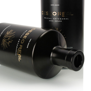 Botella de Vidrio Negra Mate Personalizada al por Mayor para Licores, Vodka, Ginebra, con Sellado Premium para Envasado de Bebidas Alcohólicas de Alta Gama - Product Image 3