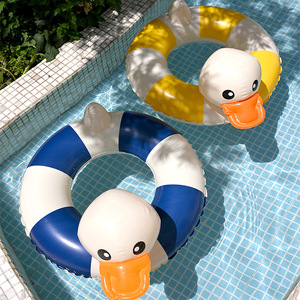 Flotador Inflable con Forma de Pato de 70cm para Niños, Juguete para Piscina - Product Image 3