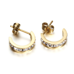 Boucles d'oreilles clous en acier plaqué or avec zircon incrusté en forme de C, sertissage canal, bijoux de mode pour soirée - Product Image 5