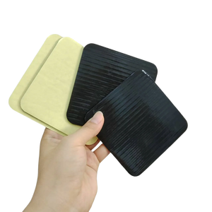 Adhesivo de Silicona Reutilizable Antideslizante de Doble Cara para Fijar Esquinas de Alfombras y Tapetes, Accesorio para Pisos del Hogar - Product Image 1