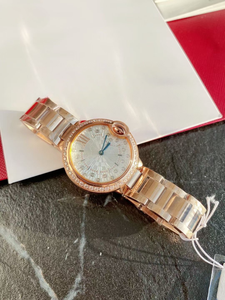 Reloj Mecánico Automático Elegante y a la Moda con Esfera Radial Grabada en Madreperla y Bisel con Diamantes - Product Image 1