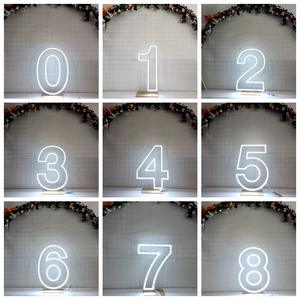 Fabricant Artisan Enseigne Néon Bande Flexible Acrylique Applique Murale Fête D'anniversaire De Mariage Led Chiffre Lettres LED Enseigne Néon Personnalisé - Product Image 2