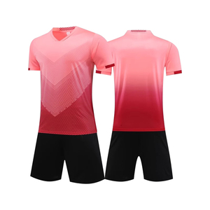 Abbigliamento Sportivo Unisex Traspirante con Stampa Digitale, Scollo a V, Manica Corta, Asciugatura Rapida per Allenamento e Calcio - Product Image 2