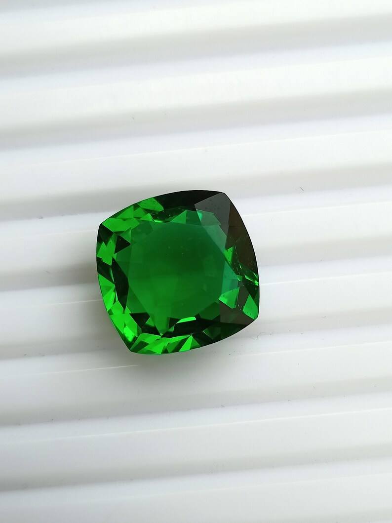 สีเขียว