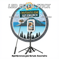Perches à selfie pliables à succès en 2025 avec tige d'extension intégrée, lumière LED carrée pour les appareils Android et iOS, diffusion en direct