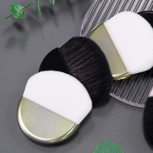Paleta <span class=keywords><strong>de</strong></span> Rubor Semicircular Kabuki Premium para Viaje con Logotipo Personalizado y Brocha Individual para <span class=keywords><strong>Base</strong></span> <span class=keywords><strong>de</strong></span> <span class=keywords><strong>Maquillaje</strong></span> Facial - Product Image 2