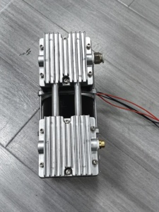 2024 New 10L Oxy Bộ Tập Trung Máy Nén Khí 750W 120lpm 200kpa Im Lặng Dầu Miễn Phí Máy Nén Cho Cổ Phiếu Bán - Product Image 5
