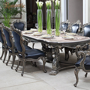 Set da Pranzo Classico di Lusso in Argento Anticato, Tavolo Ovale in Legno Intagliato Turco con Base a Piedistallo per Arredamento di Hotel e Palazzi - Product Image 1