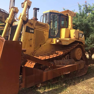Bulldozer sur chenilles d'occasion en bon état (modèles D6, D6H, D6G, D6R) avec une puissance de fouloir élevée de 23 000 kg à vendre - Product Image 1