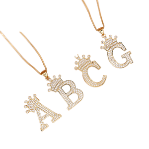 Pendentif Couronne Lettre Plaqué Or avec Strass en Cristal A B C G Style Hip-Hop Collier Unisexe Bijou Charmant - Product Image 1