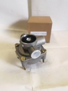 Pièces détachées d'origine SINOTRUK HOWO WG9000360134, soupape de relais pour système de freinage pneumatique, pièces détachées Shacman FAW BEIBEN - Product Image 2
