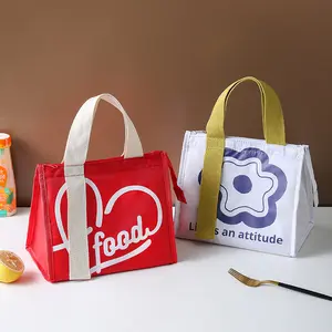 Toptan düşük adedi özel baskılı su geçirmez Polyester moda yalıtımlı piknik çantası termal öğle yemeği çantaları çocuk gıda teslimat için