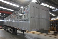Vente à bas prix sur l'acier mouton bétail cargaison transport d'animaux semi-remorque clôture fermée bétail cargaison remorque pour le transport