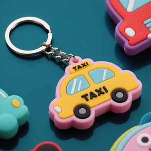 Nouveauté prix d'usine logo personnalisé <span class=keywords><strong>moto</strong></span> voiture porte-clés en caoutchouc plastique <span class=keywords><strong>3d</strong></span> souple dessin animé pvc porte-clés - Product Image 1