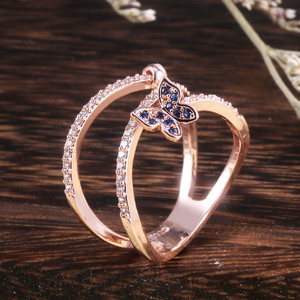 Anello a forma di farfalla blu per donna, gioiello creativo e alla moda. - Product Image 6
