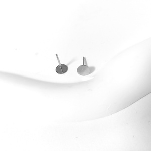 Zoryn G23 <b>Titanium</b> Alloy Electroplated Round Ear Posts Flat-Back Earring Findings DIY Pearl <b>Stud</b> Earrings for Earring Making - Product Image 5