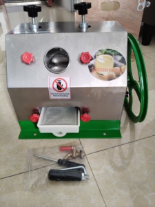 Hot Sale Motor Operated 304 Stainless Steel <b>Juice</b> Extractor Sugarcane Juicer <b>Machine</b> 0.35kW 220/380V Easy to Operate - Product Image 5