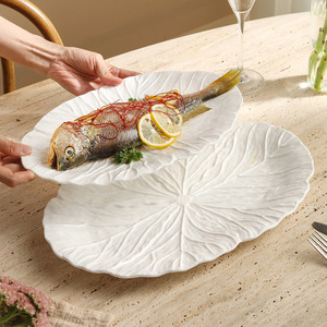 Ensemble d'assiettes en céramique à motif <span class=keywords><strong>de</strong></span> feuilles blanches, plat brillant pour servir du poisson, des <span class=keywords><strong>fruits</strong></span> <span class=keywords><strong>de</strong></span> <span class=keywords><strong>mer</strong></span> et des plats principaux à la maison ou au restaurant - Product Image 2