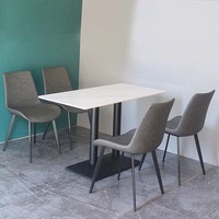 Ensemble table et chaises de café moderne et simple, plateau de table en stratifié HPL, chaises de salle à manger en plastique, mobilier de restaurant commercial