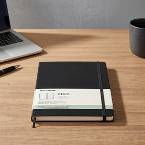 Agenda Promozionale Moleskine 12 Mesi Formato XL con Copertina Morbida e Sistema Blocco Note Modello 107755-1 - Product Image 3