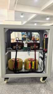 Regolatore di Tensione AC per Servomotore 30KW 40KW 50KW, Ingresso 140V-260V per Sistemi <span class=keywords><strong>Medici</strong></span> e di Trasmissione, Certificato CE - Product Image 4