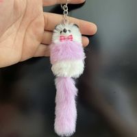 Vente en gros sur QQ – Porte-clés boule de charbon mignonement laide, pendentif en peluche dessin animé pour cartables,