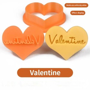 Ensemble de moules à biscuits en forme de cœur avec message anglais émouvant : votre outil pour des biscuits qui parlent de tout cœur - Product Image 6