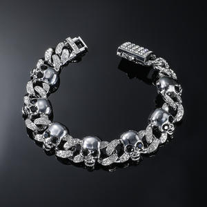 Creative Design Personalized Trendy Punk Style Geometric Skull Head Decoration Chain Bracelet Cool <b>Mens</b> Bracelet Fashion Jewelry - Product Image 3