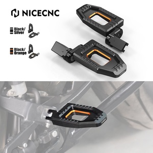 ที่พักเท้าอะลูมิเนียมปรับระดับได้ NICECNC สำหรับรถฮาร์เลย์ สตรีท บ็อบ FXBB โลว์ไรเดอร์ FXLR <span class=keywords><strong>107</strong></span> ปี 2018-2020 รุ่น 50501106 - Product Image 1