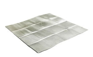 Manta de camping de aluminio con aislamiento de espuma, colchoneta térmica para acampar, reflectante del calor para tiendas de campaña al aire libre - Product Image 2
