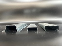Perfil de Acero Galvanizado en Caliente en Forma de Omega, Perfil de Pared Interior, Estructura de Techo, Componentes de Rejilla para Hoteles y Villas