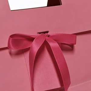 Bolsas Ecológicas Personalizadas con Cinta Hechas con Materiales Reciclados para Empaque Aptas para Impresión Offset - Product Image 3