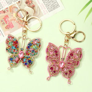 Porte-clés Papillon Scintillant Entièrement Strassé, Pendentif en Alliage Rose avec Fermoir Mousqueton, Breloque pour Voiture ou Sac, Bijou Femme, Cadeau, Vente en Gros - Product Image 1