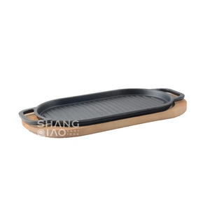 Hot Sale Non-Stick Sizzling Beef Tray with <strong>Wooden</strong> Base BBQ Grill Griddle Pan for Restaurant Cast Iron Sizzler <strong>Plate</strong> - Product Image 1